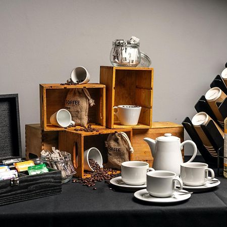 Holiday Inn - Manchester - Oldham By Ihg Failsworth Екстер'єр фото