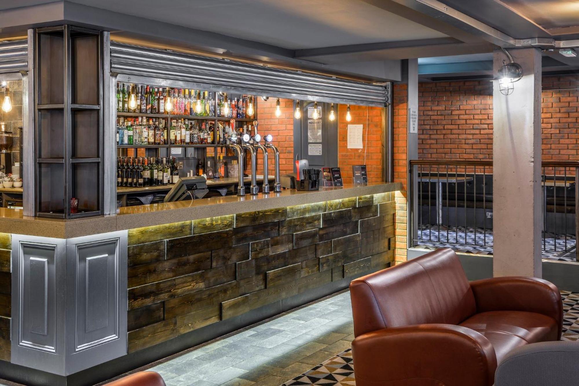 Holiday Inn - Manchester - Oldham By Ihg Failsworth Екстер'єр фото