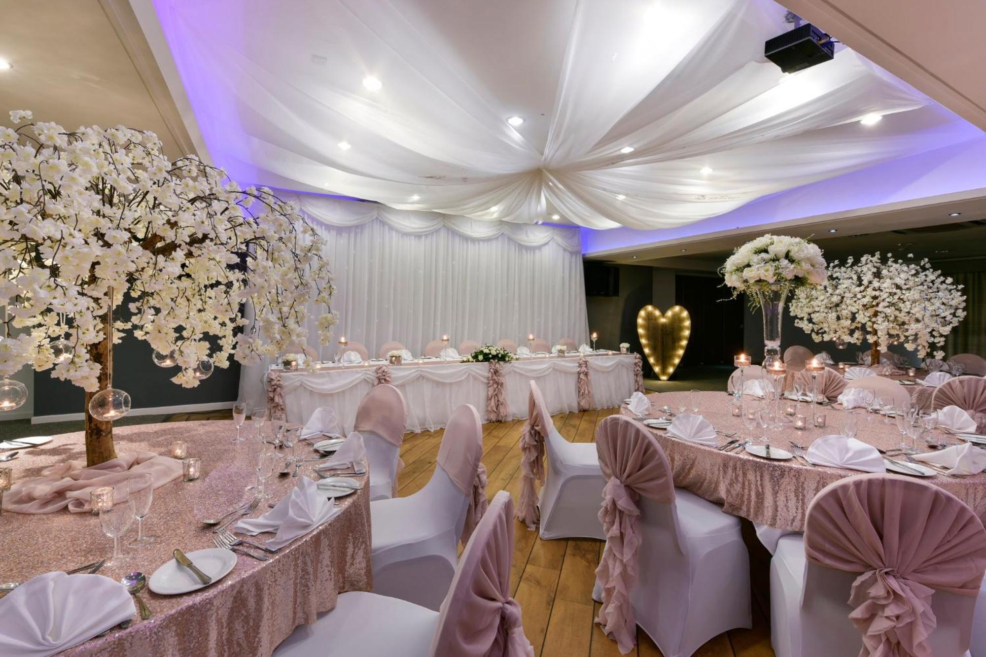 Holiday Inn - Manchester - Oldham By Ihg Failsworth Екстер'єр фото